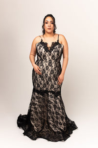 Size 16 Sample - Dahlia Gown
