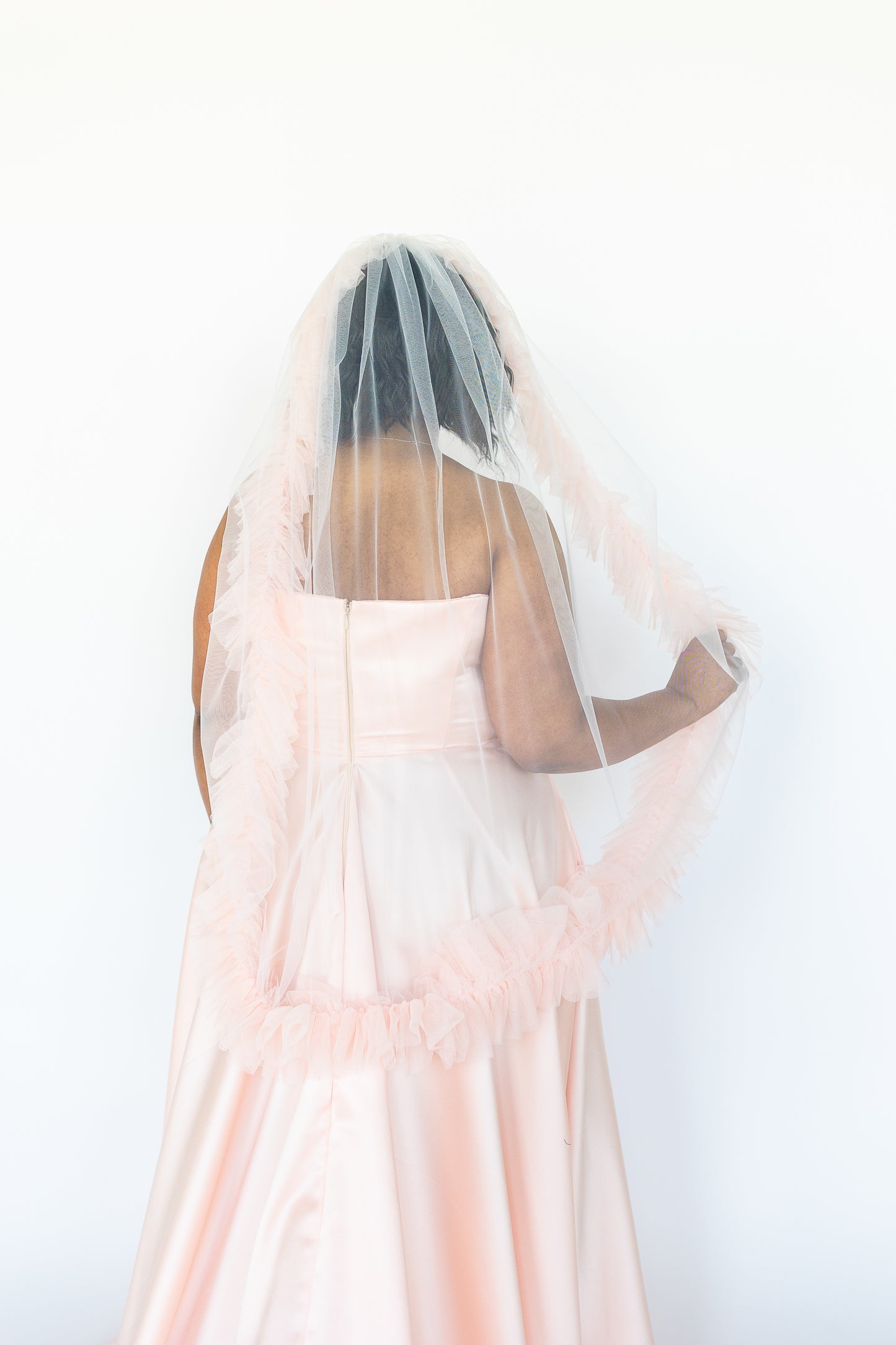 Ruffle Trim Veil