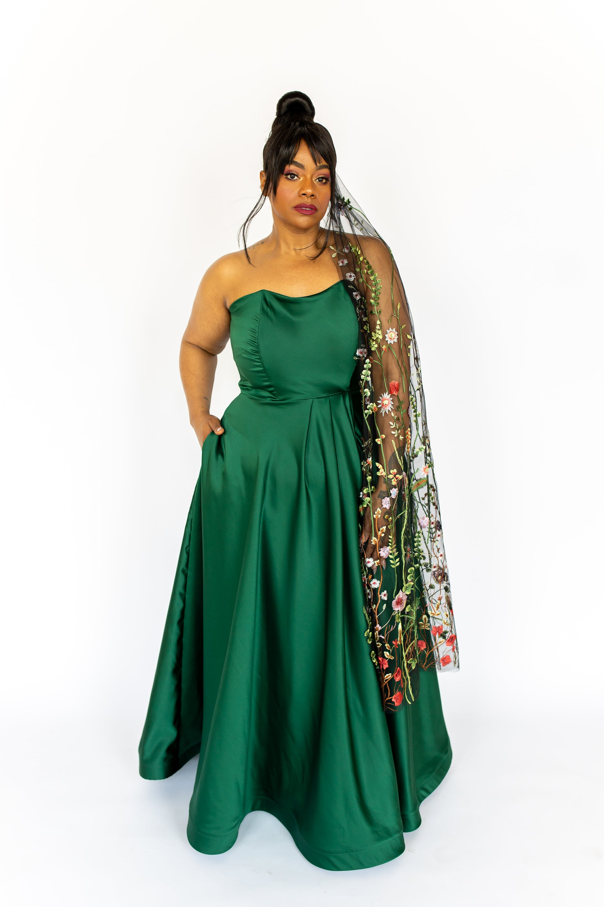 Sara Gown Sara Gown