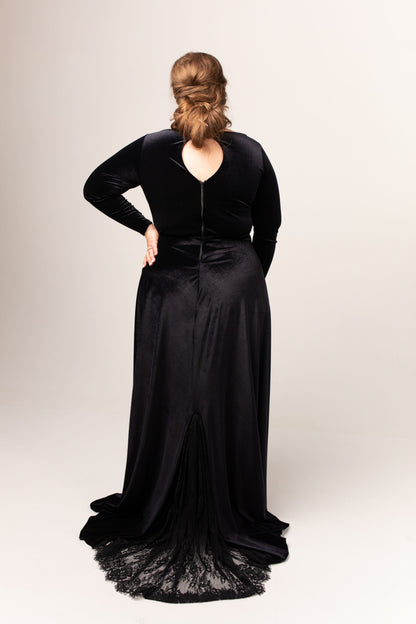 Venus Velvet Gown Venus Velvet Gown